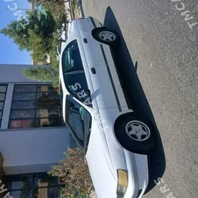 Toyota Carina 1993