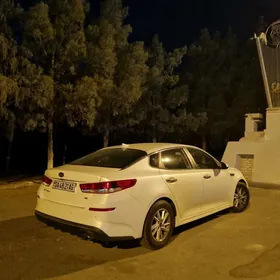Kia Optima 2020