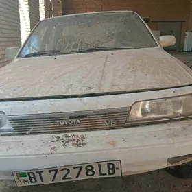 Toyota Camry 1989