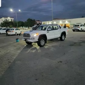 Toyota Tacoma 2019