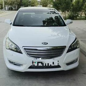Kia Cadenza 2013