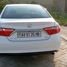 Toyota Camry 2017