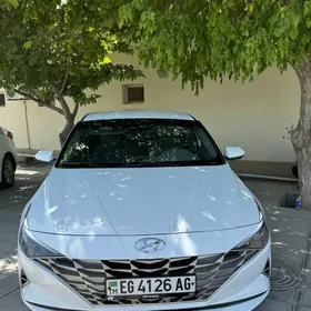 Hyundai Elantra 2021