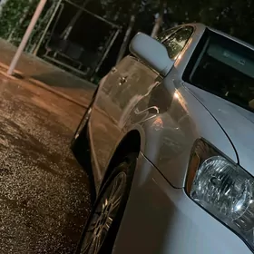 Toyota Avalon 2006