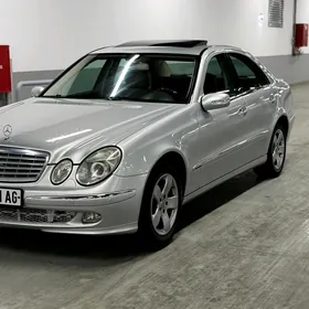 Mercedes-Benz E350 2005