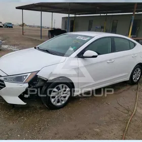 Hyundai Elantra 2020