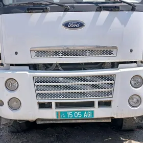 Ford Cargo 3535D 2013