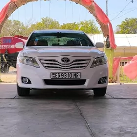 Toyota Camry 2010