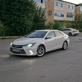 Toyota Camry 2016