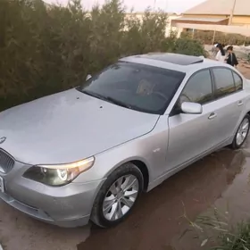 BMW E60 2003