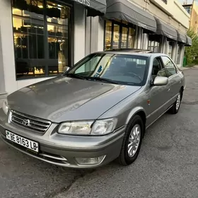 Toyota Camry 1998