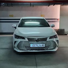 Toyota Avalon 2022