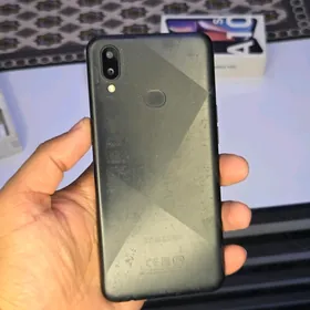 Samsung A10s 3/32gb