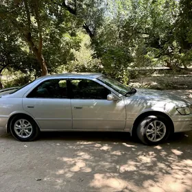 Toyota Camry 2000