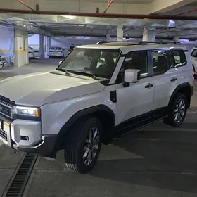 Toyota Land Cruiser Prado 2025