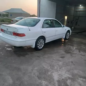 Toyota Camry 1997