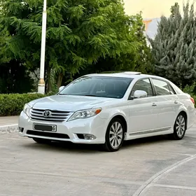 Toyota Avalon 2011
