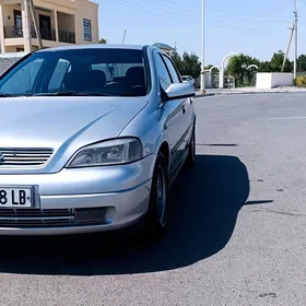Opel Astra 2000