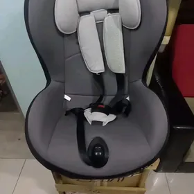 Avtoulagda çaga goşmaça otyrgy
