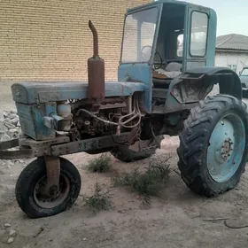 MTZ T-28 1990