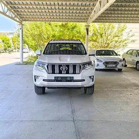 Toyota Land Cruiser Prado 2019