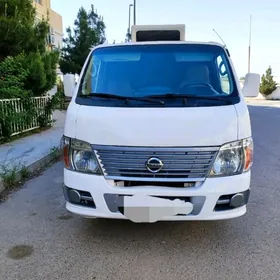 Nissan Urvan 2007