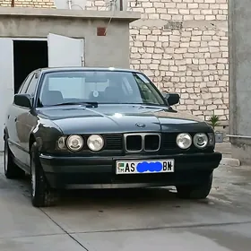 BMW 525 1990
