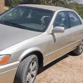 Toyota Camry 1997