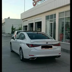 Lexus ES 350 2023