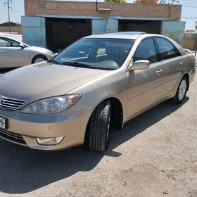 Toyota Camry 2005