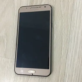 Samsung j7 neo