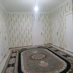 40 дом элитка. 3 комнат 3 этаж