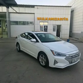 Hyundai Elantra 2020