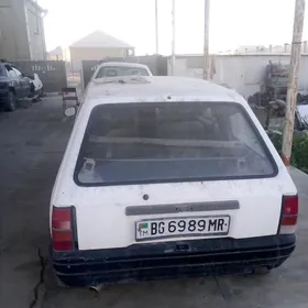 Opel Corsa 1992