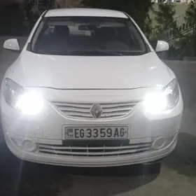 Renault Fluence 2011