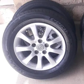 leksus r16  lexus