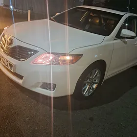 Toyota Camry 2010