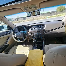 Kia Cadenza 2010