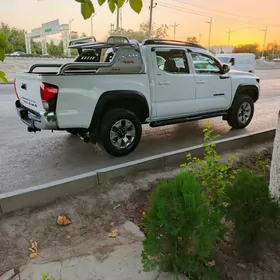 Toyota Tacoma 2021