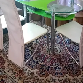 стол стеклянный кухеный