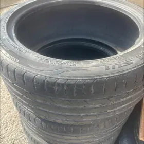 235/45/18