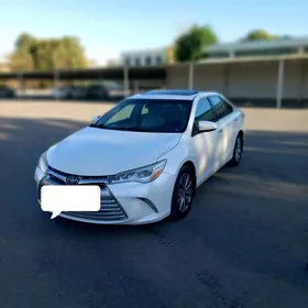 Toyota Camry 2017