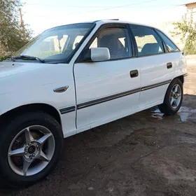 Opel Astra 1992