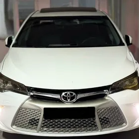 Toyota Camry 2017