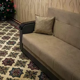 Диван