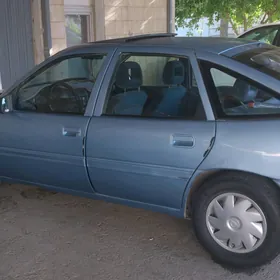 Opel Vectra 1990