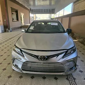 Toyota Camry 2023