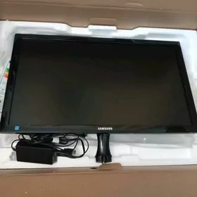 Монитор Samsung 24 "
