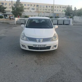 Nissan Versa 2010