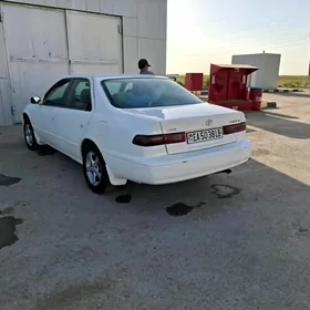 Toyota Camry 1999